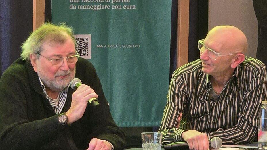 Francesco Guccini durante l'incontro con il pubblico