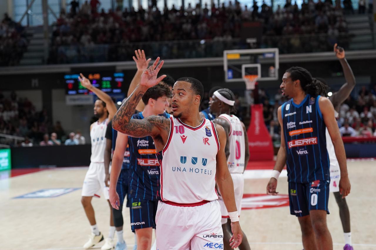 Una Hotels Reggio Emilia – Guerri Napoli 63-63 la diretta dal pala Bigi