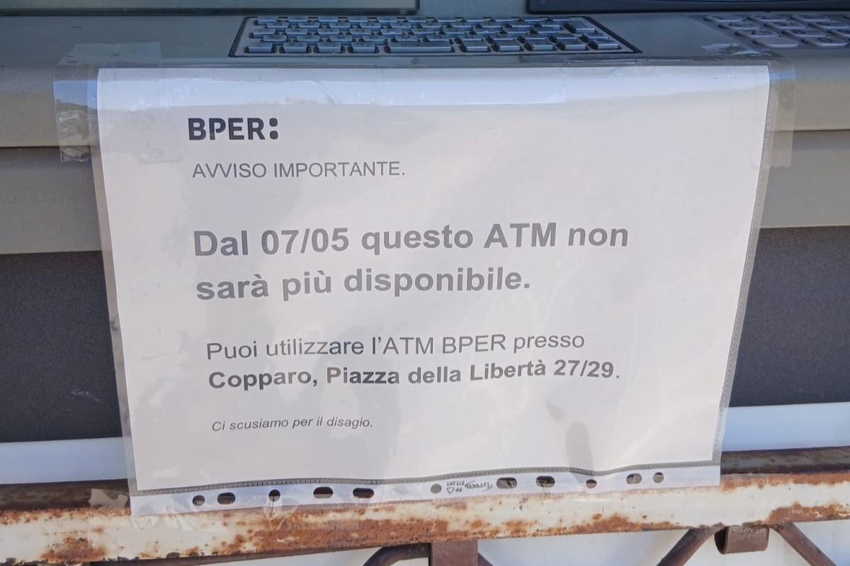 Da giovedì chiuso l’Atm di Bper: proteste ad Ambrogio