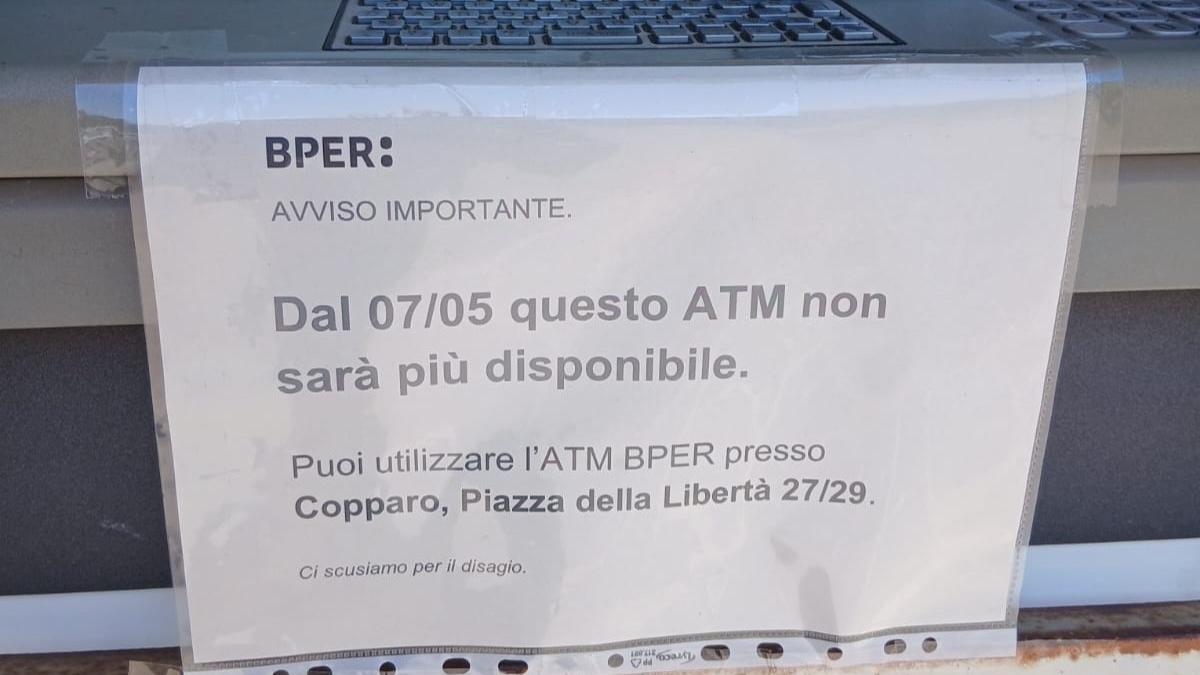 Da giovedì chiuso l’Atm di Bper: proteste ad Ambrogio