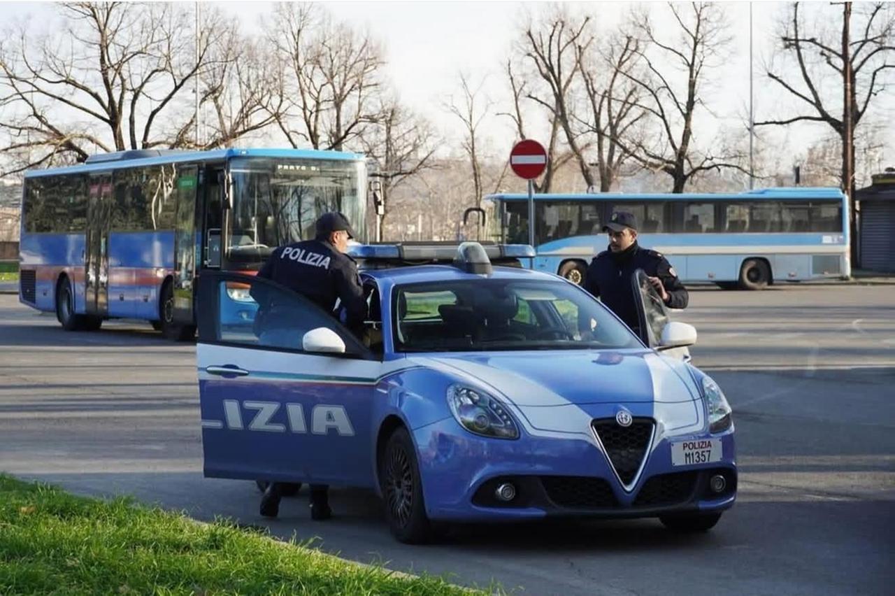 
	Gli agenti della polizia&nbsp;

