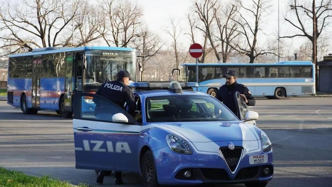 Gli agenti della polizia 