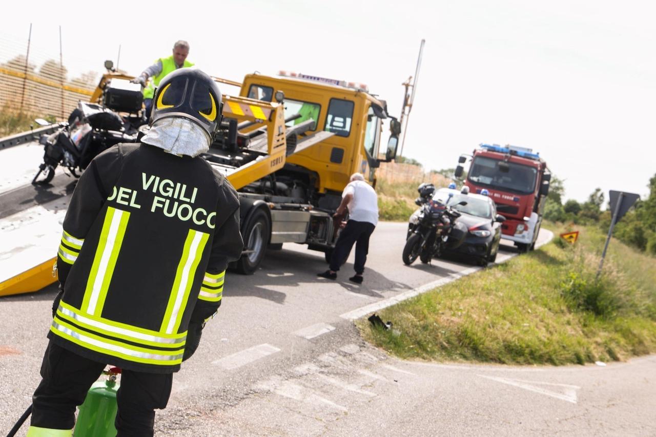 Muore mentre va a vedere la partita del figlio a Ferrara: fuori pericolo moglie e minorenne coinvolti nell’incidente