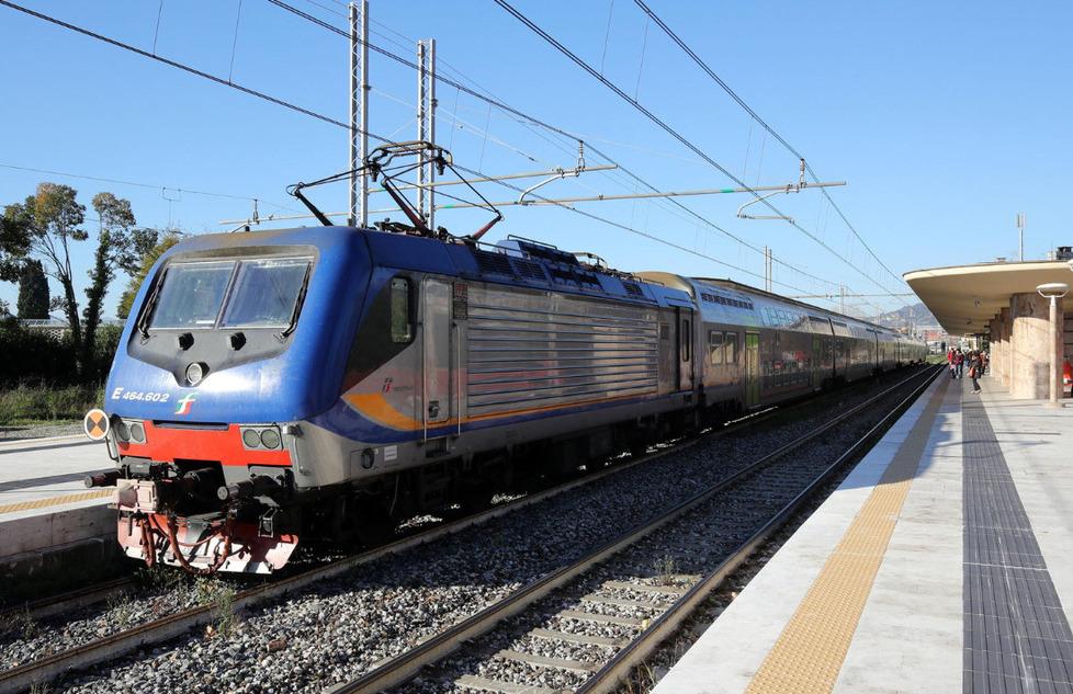 Montecatini, dopo la rivolta dei pendolari ritorna il treno delle 6,50 per Firenze