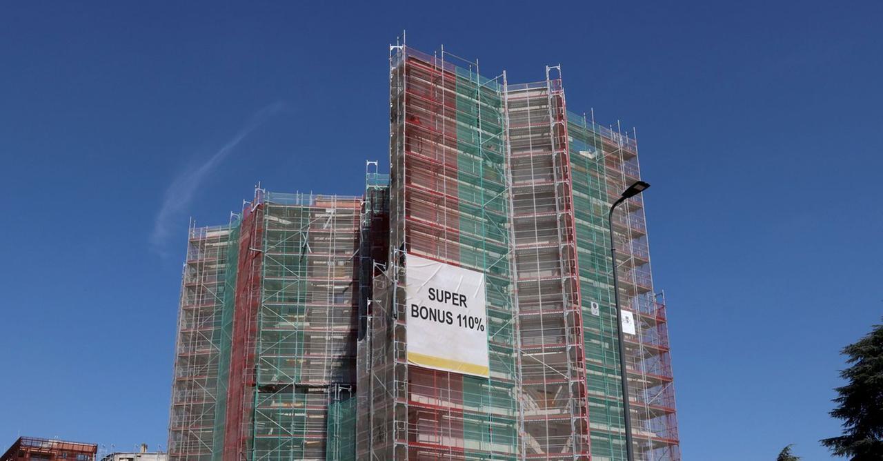 Superbonus, lavori “fantasma” per oltre 4 milioni di crediti d’imposta: maxi sequestro a Sassuolo