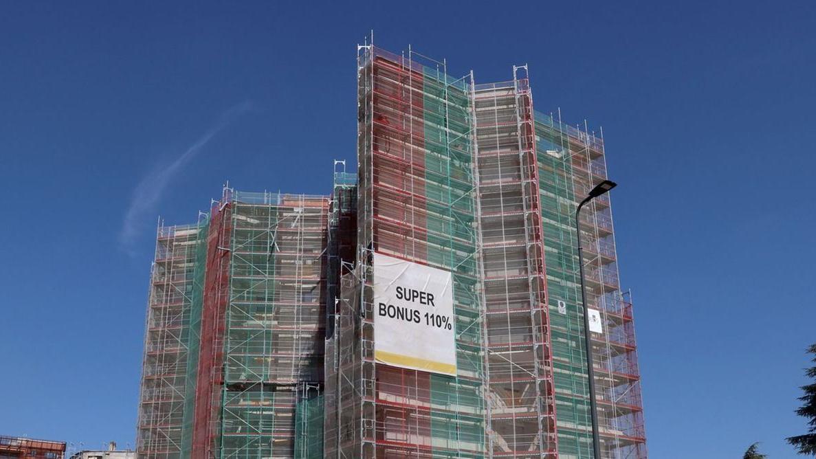 Superbonus, la Guardia di Finanza di Modena ha messo sotto la lente d'ingrandimento 7 cantieri tra Sassuolo e Reggio