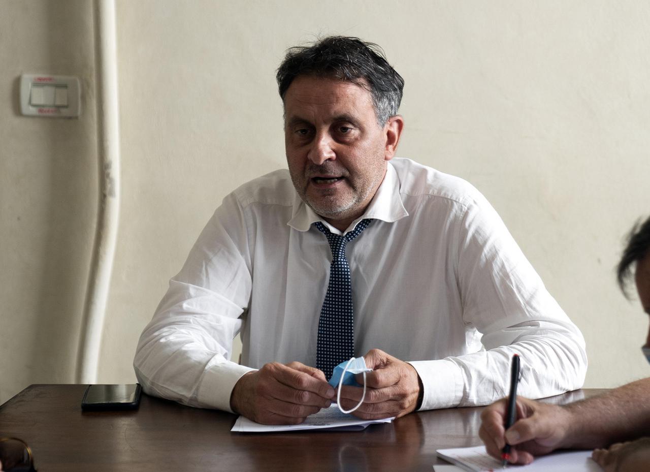 Pescia, l’ex sindaco Giurlani condannato per peculato