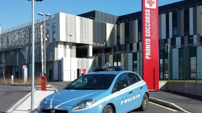 Lucca, picchia guardia giurata al pronto soccorso: arrestato