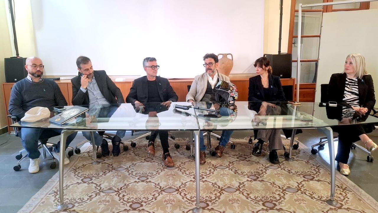 I bikers eleganti sfilano a Sassari: tutto pronto per la parata del Dgr