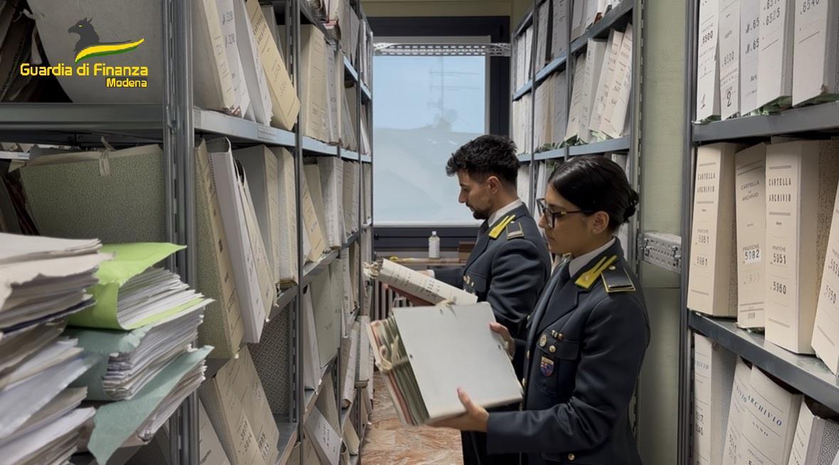 Truffa Superbonus 110%, incassavano soldi pubblici per lavori mai effettuati: scatta il sequestro di oltre 4 milioni di euro