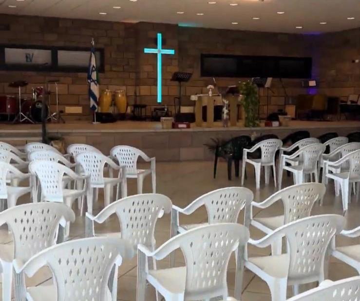 Confronto su fede e religione: «Ascoltiamo di più i giovani»