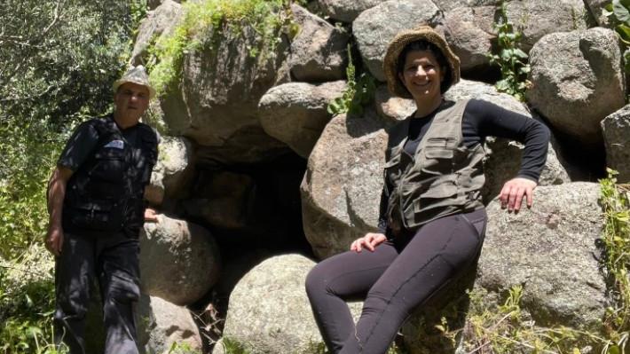 Sassari, sotto terra una Domus de janas unica in Sardegna – L’incredibile scoperta archeologica di due appassionati