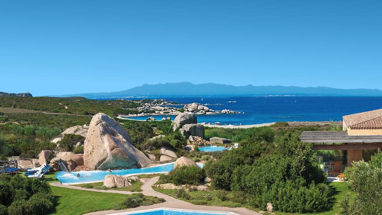 Hotel e resort Delphina cercano personale: ecco le figure richieste e come presentare la candidatura