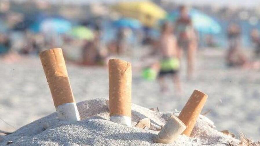 Sigarette in spiaggia