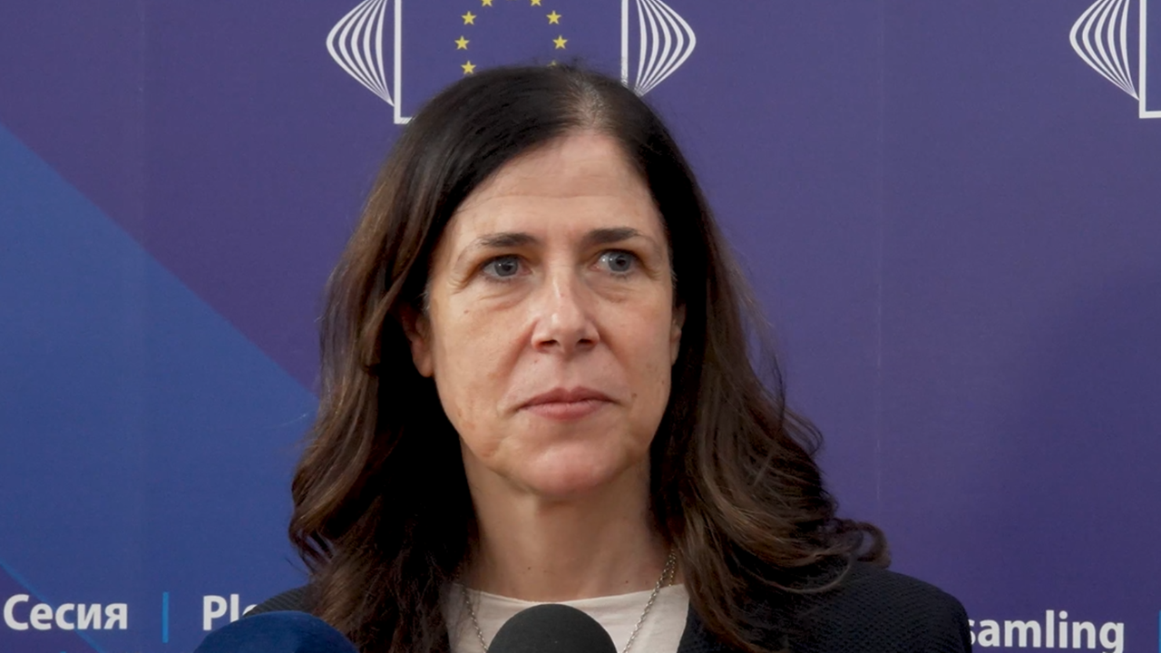 Continuità territoriale, Todde: «Nessun aumento sui biglietti per i sardi, basta fake news»