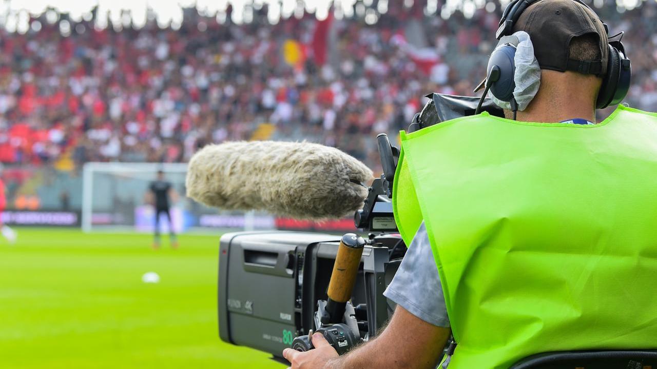 Un cameraman allo stadio