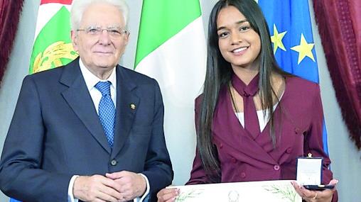 Jasmeen Kaur premiata come Alfiere al Quirinale «Un onore i complimenti di Mattarella»