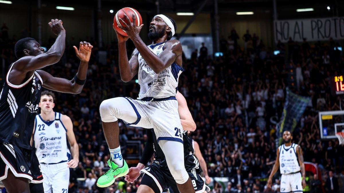 Pugno duro Dinamo, sospesi tre giocatori per ragioni disciplinari