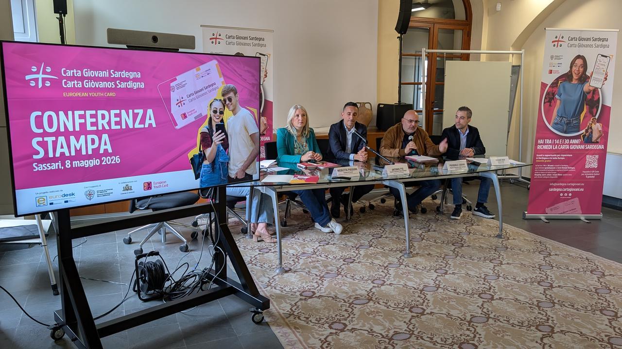 Carta giovani Sardegna: per gli under 30 sconti, agevolazioni e opportunità in tutta Europa – Ecco come aderire