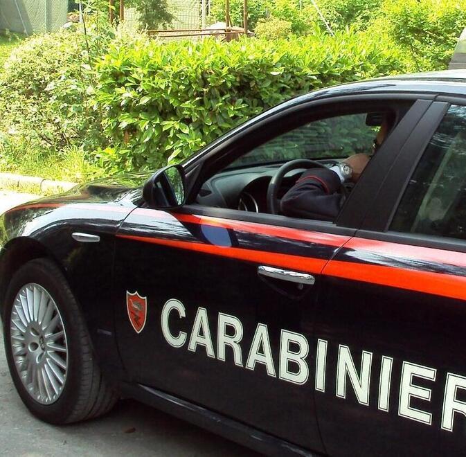 Ladri in azione a Novellara: prima nella casa di riposo poi nella piscina Cooper Nuovo. Rubata anche una Bmw