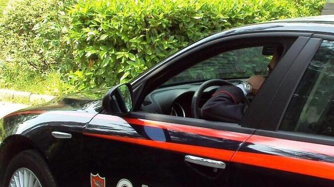 Ladri in azione a Novellara: prima nella casa di riposo poi nella piscina Cooper Nuovo. Rubata anche una Bmw
