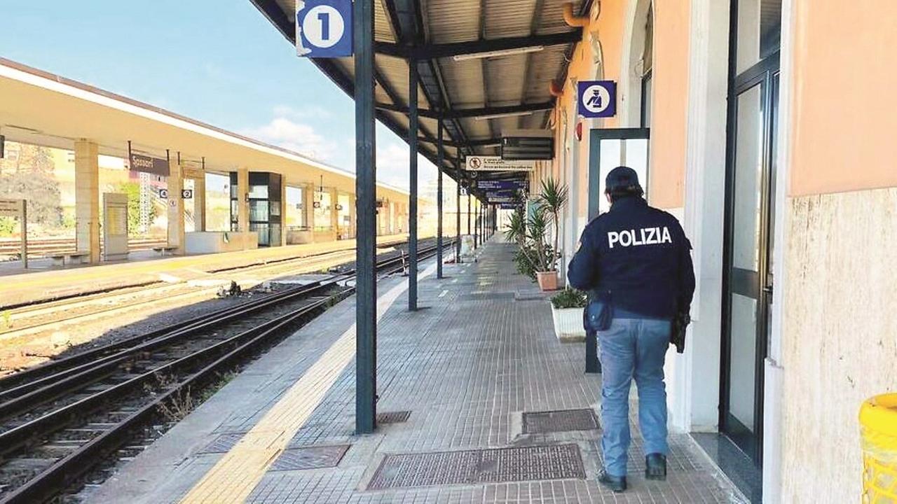 Sassari, pestato e accoltellato perché rifiutò di aderire al clan criminale: due rinvii a giudizio