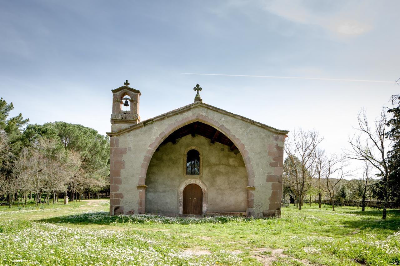 
	La chiesa campestre di S'Angelu a Neoneli

