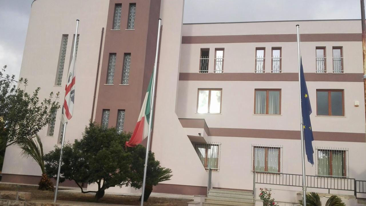 -
SUNI MUNICIPIO COMUNE
