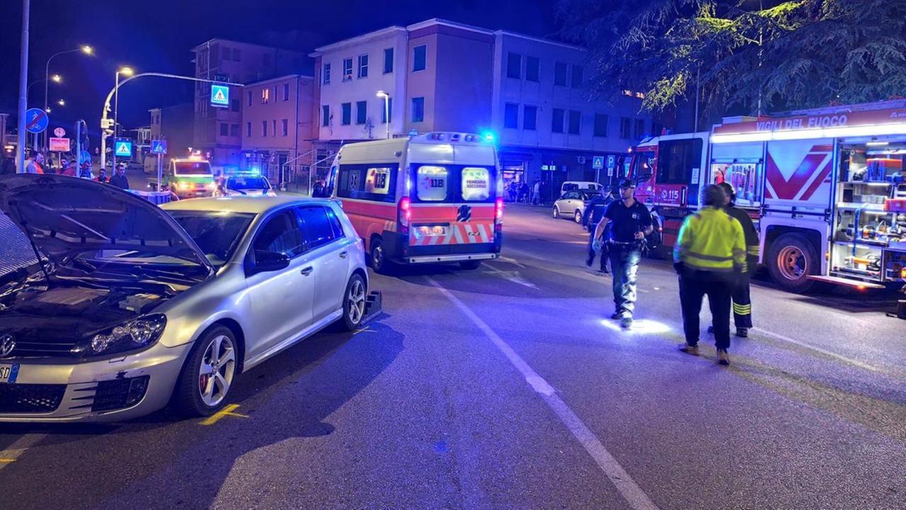 Schianto a Bondeno, feriti due uomini