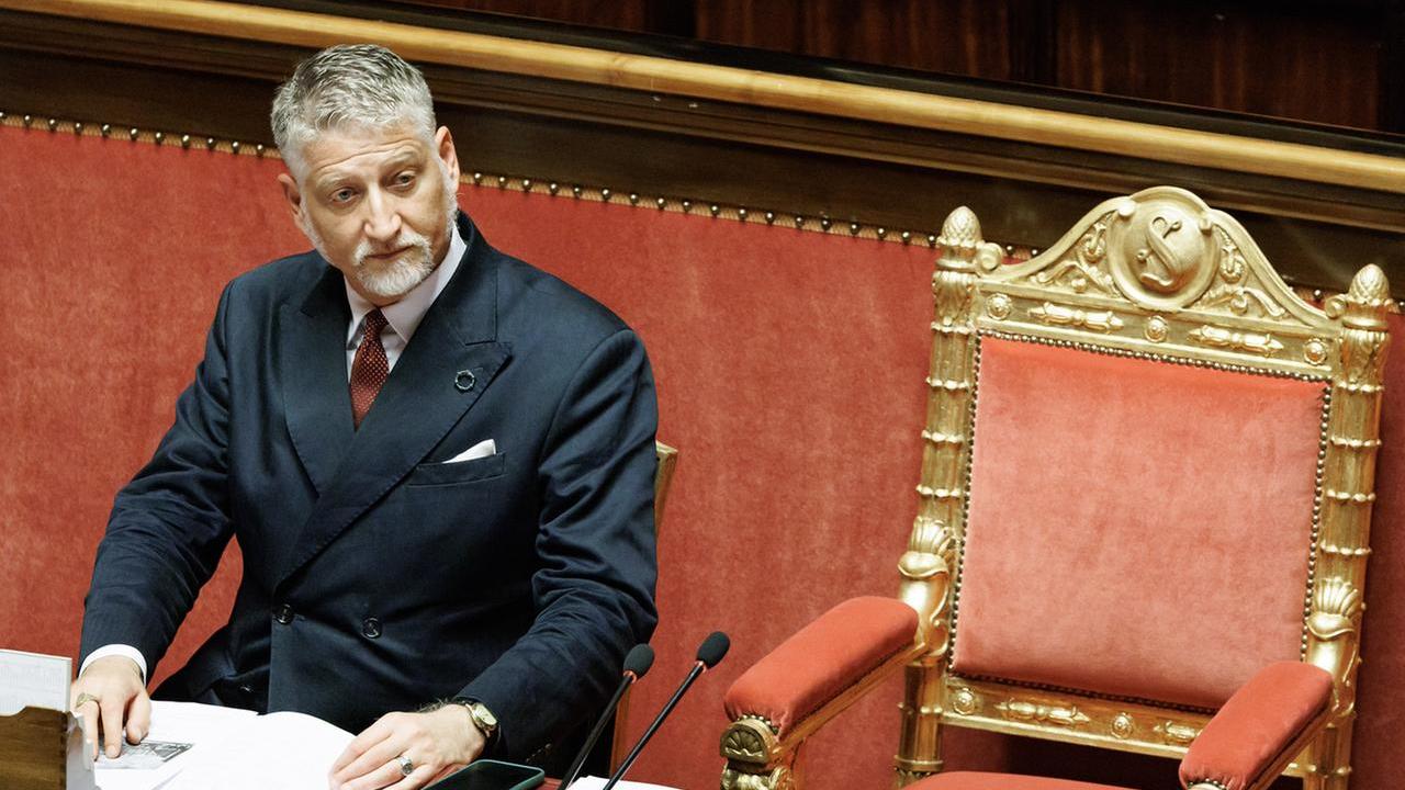 Terremoto al ministero della Cultura, Giuli licenzia tutti – Ecco che cosa è successo