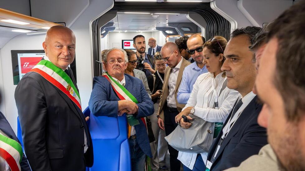 La corsa inaugurale del raddoppio ferroviario lo scorso settembre (foto Nucci)