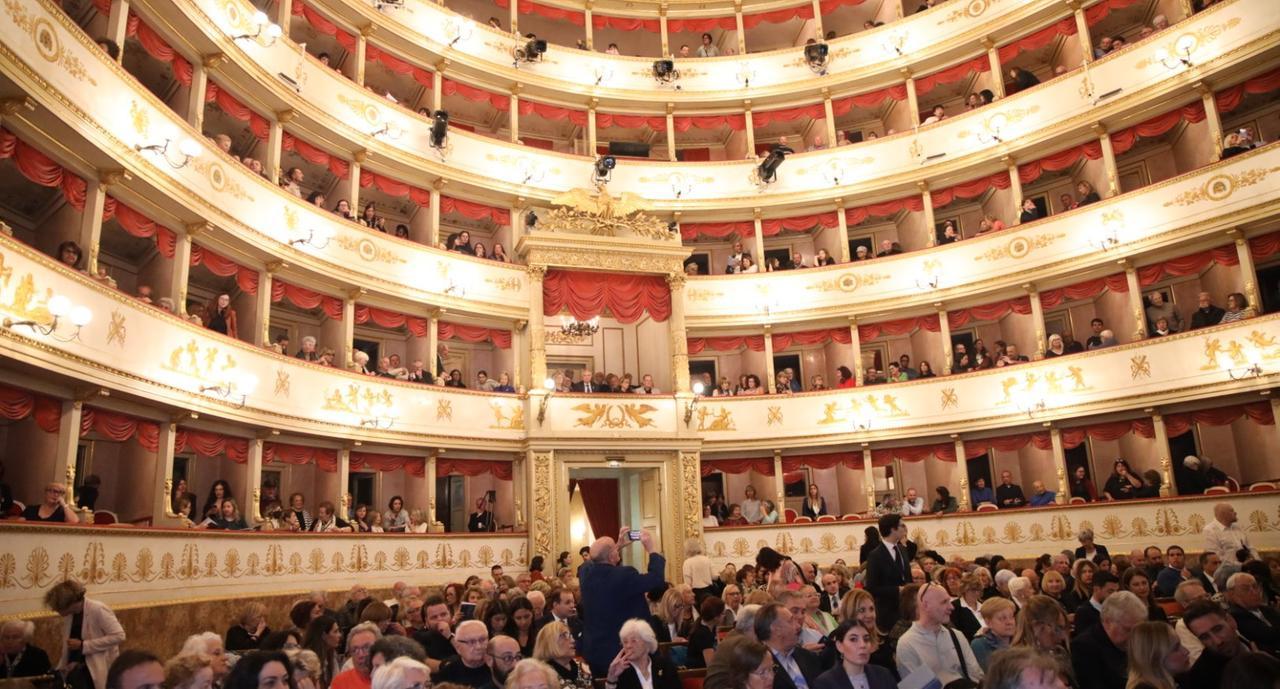 Alla scoperta del Pavarotti-Freni: «Il nostro teatro punta sui giovani»