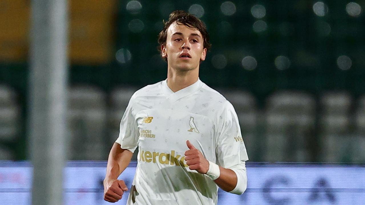 Il sedicenne Tito Fabbri con la maglia del Modena ad Avellino
