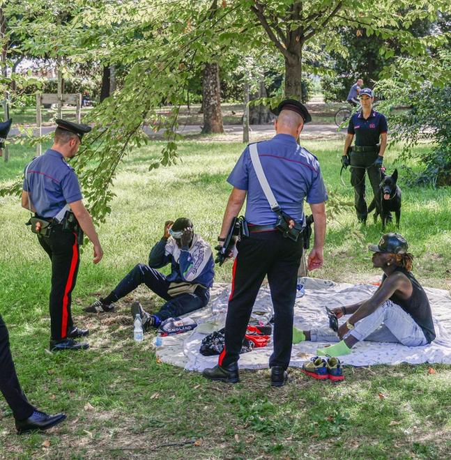 
	Un controllo dei carabinieri alle Cascine

