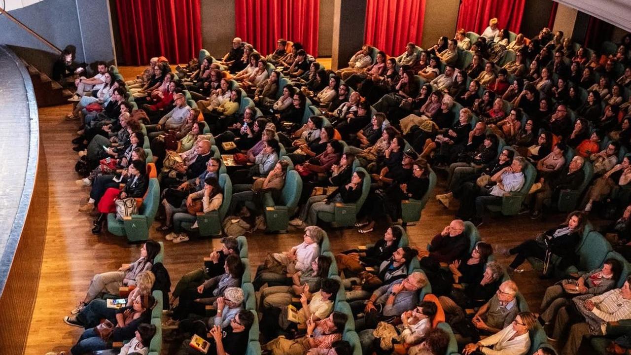 Livorno, "versione autunnale" del Sulla felicità festival e si recupera Bimbinbici