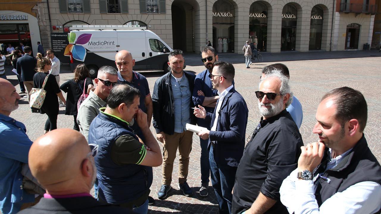 Reggio Emilia si blinda per Kate Middleton: bonifiche nelle tappe della visita, tombini piombati, tiratori scelti. La task force per la sicurezza