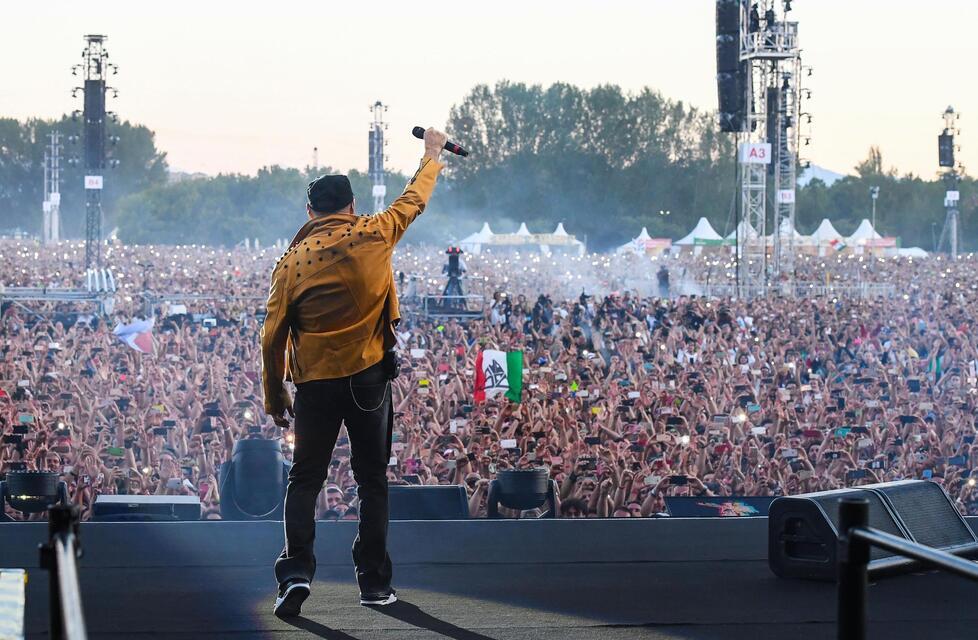 Vasco Live a Ferrara, le canzoni e quel “popolo” cresciuto sotto al palco