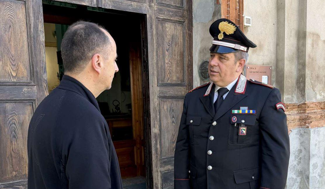 Furto in chiesa a Ro, recuperati gli oggetti sacri rubati da madre e figlia