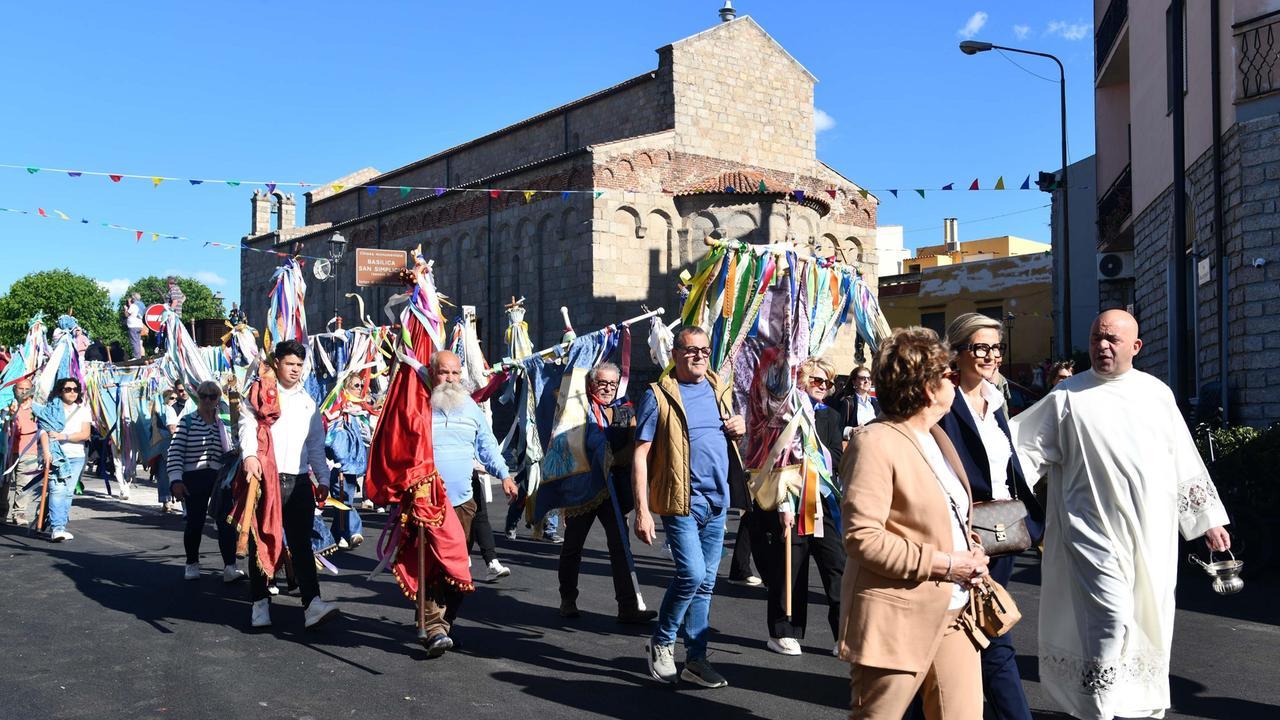 Olbia, al via la festa di San Simplicio: confermati i fuochi d’artificio sul lungomare