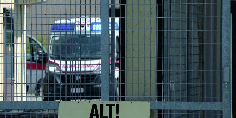 
	Il suicidio al Sant'Anna

