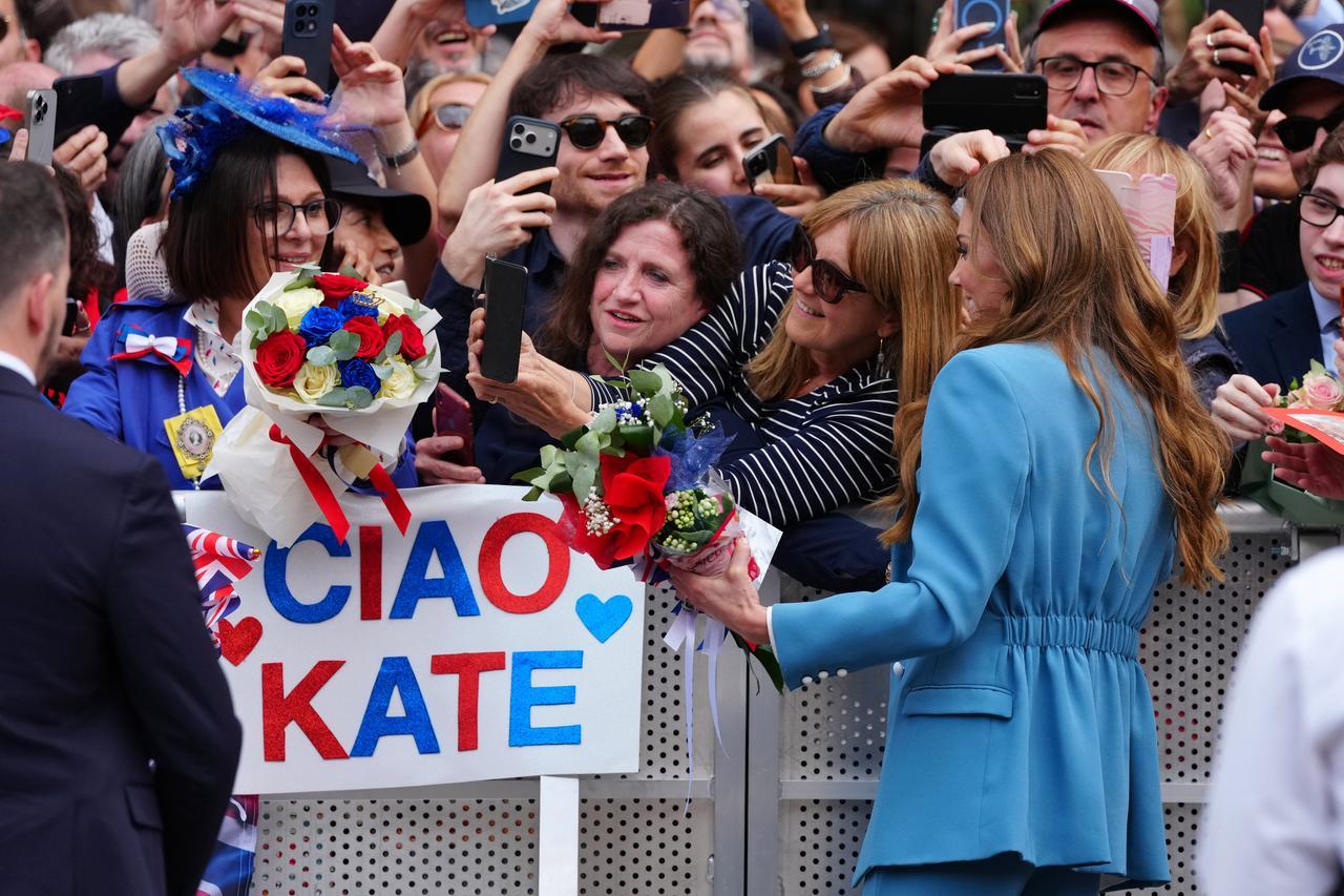 Kate Middleton oggi a Reggio Emilia - LA DIRETTA