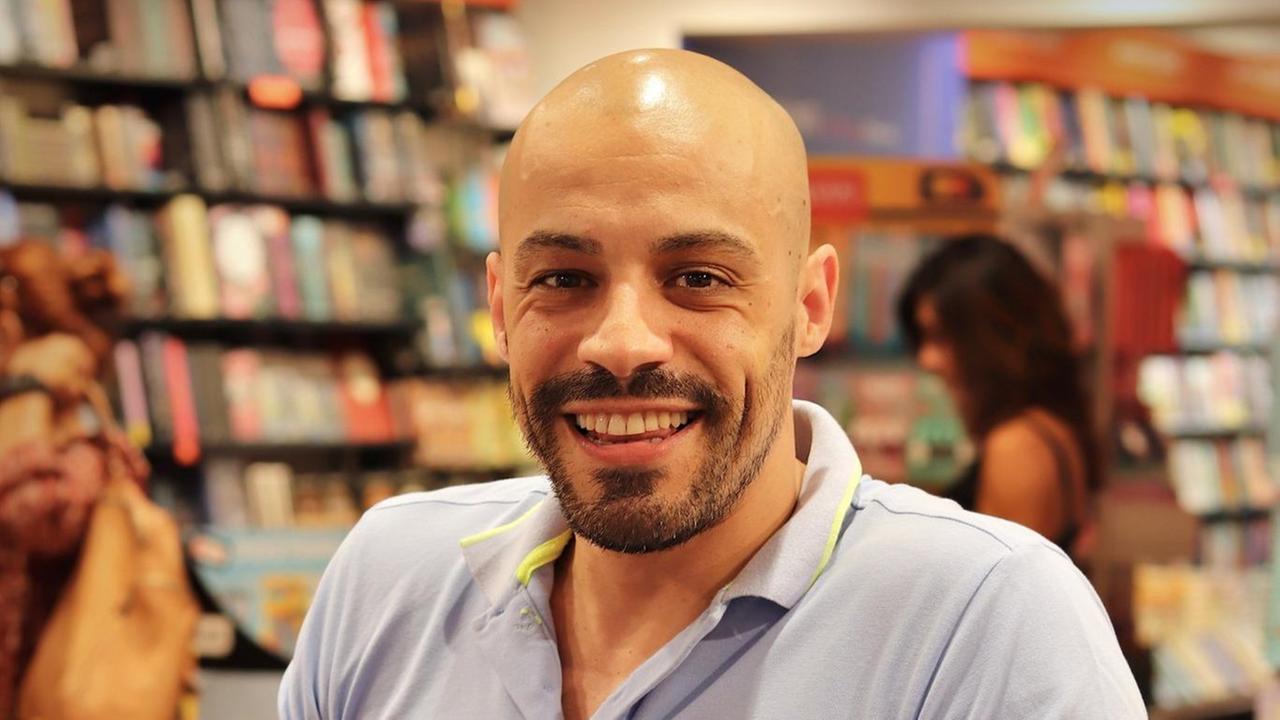 Marco Atzeni torna il libreria con “Nina e Tonino”, miseria e dolore umano nella Sassari dei primi del Novecento