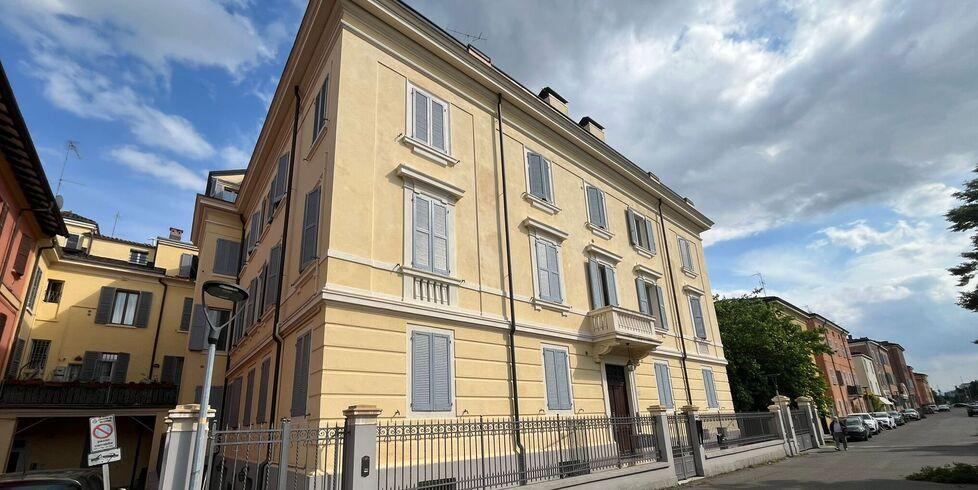 Trovata morta in casa dopo settimane: se ne accorgono i vicini