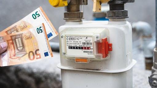 Ferrara, maxi bolletta da 14mila euro: ma il contatore era guasto da anni