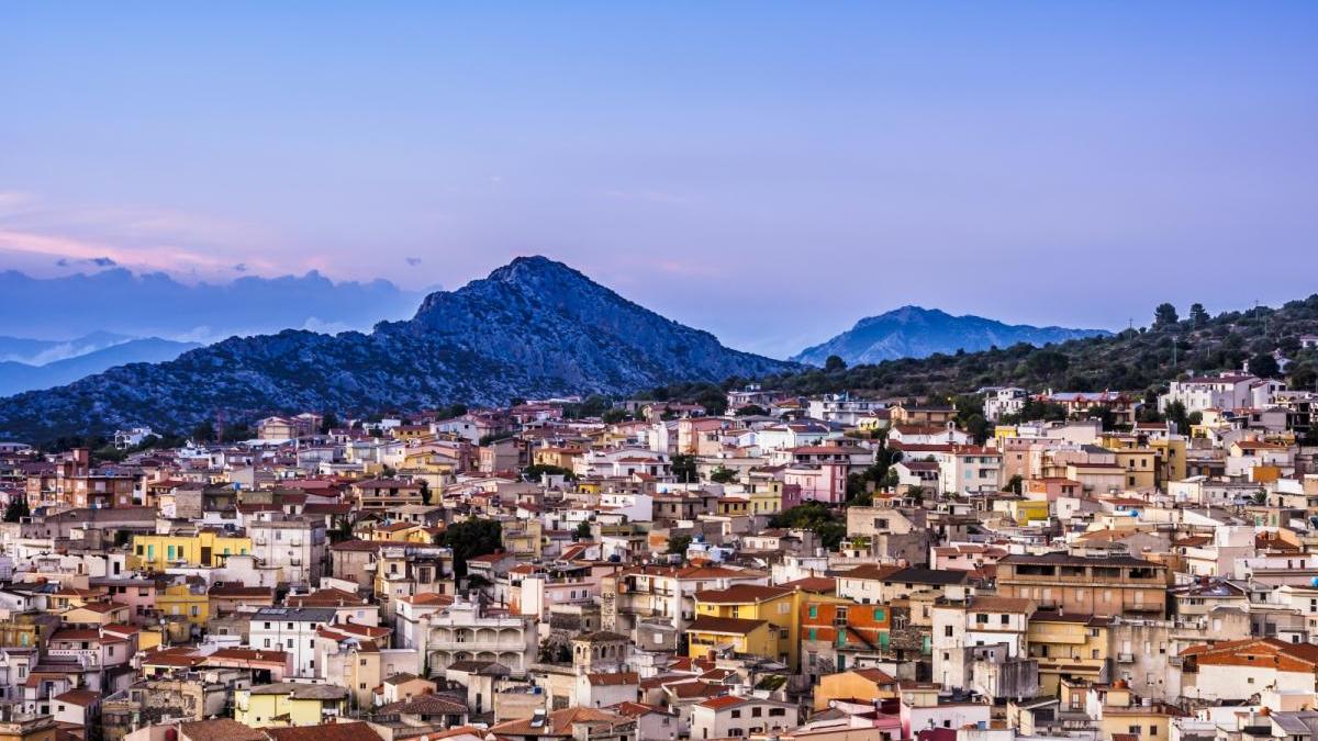 Comuni montani in Sardegna, il Governo ne cancella 75: i sindaci a Roma chiedono il blocco del decreto – Cosa sta succedendo