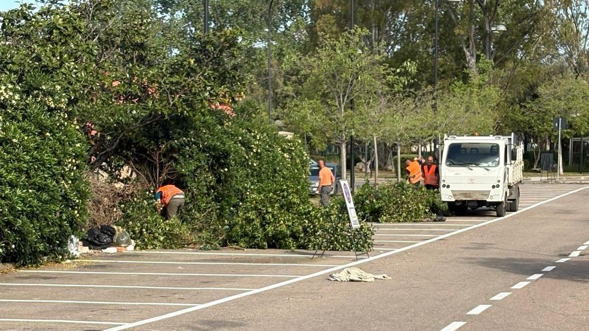 Olbia, rimossi rifiuti e rottami: rivive il piazzale De Rosa