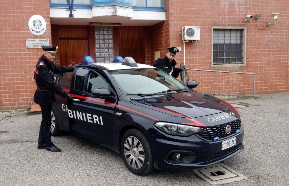 Lagosanto, truffa del finto maresciallo: «Preparate oro e soldi sul tavolo»
