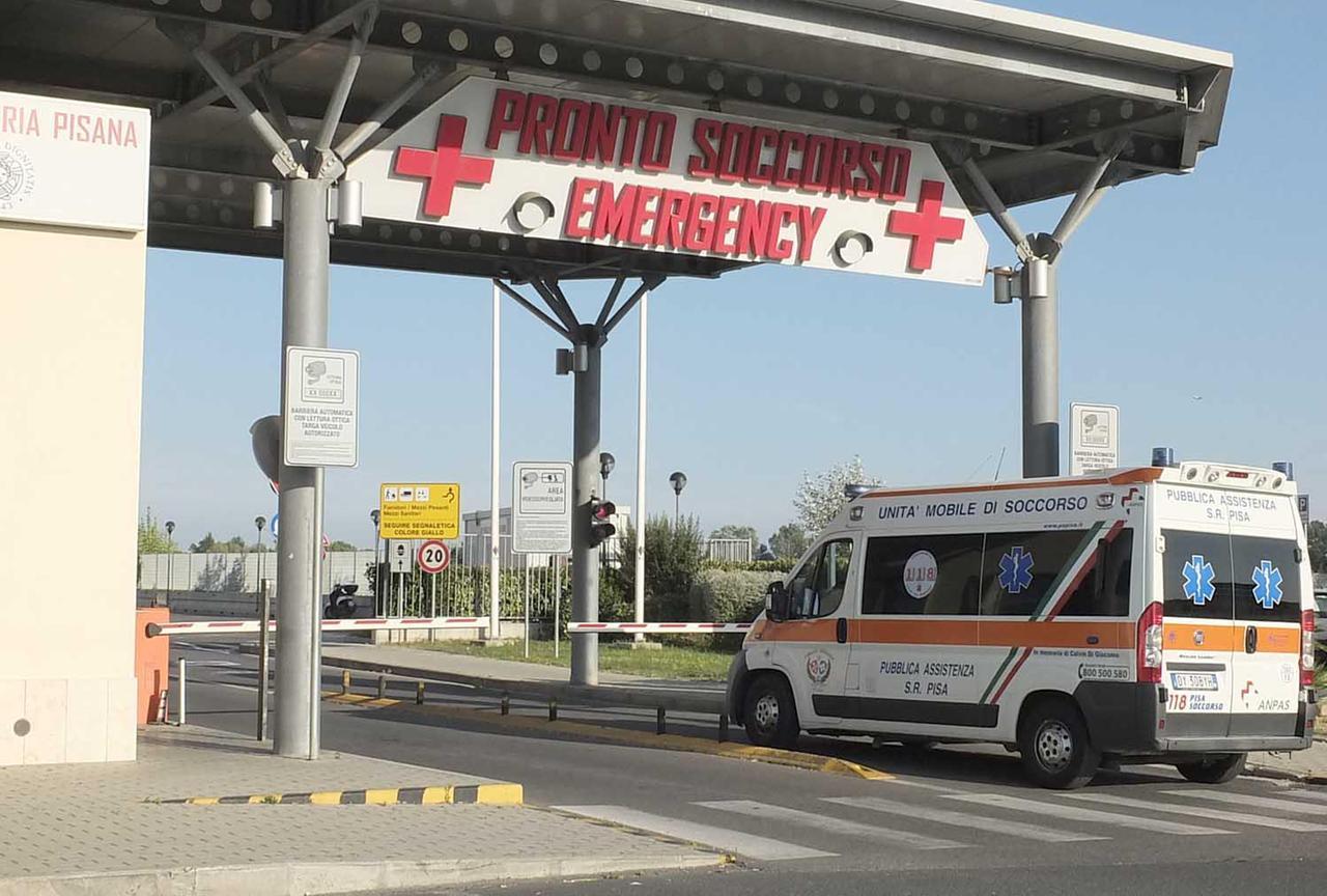 Bientina, scontro tra una moto e un’auto: grave 76enne