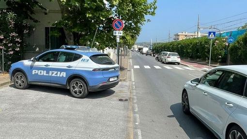 Castiglioncello, malore fatale mentre passeggia con la moglie