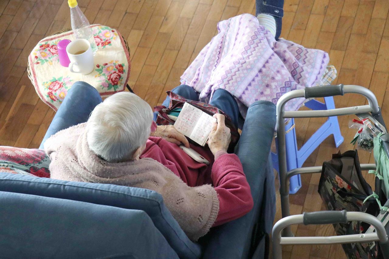 Rette nelle Cra, il Comune di Ferrara in aiuto: a quanto ammonta il rimborso